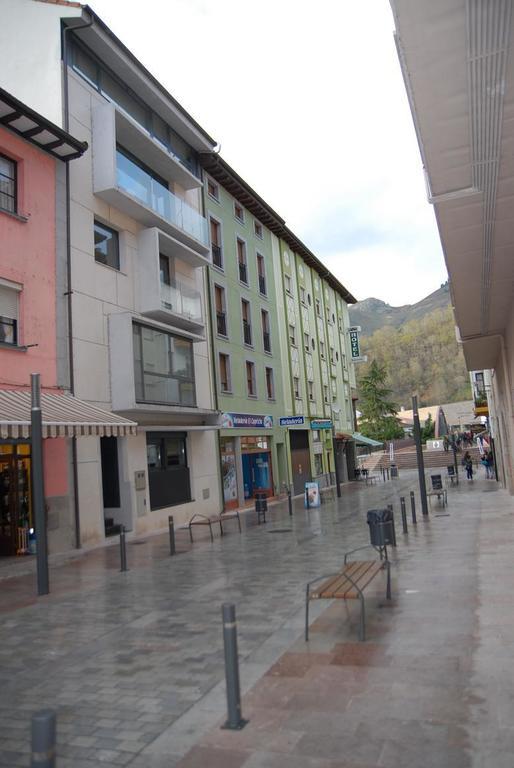 Apartamento Enol Onís Exteriér fotografie